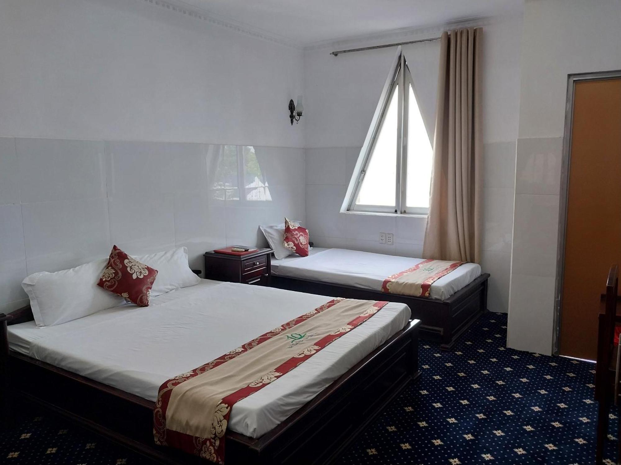 Nhat Quy Hotel Tay Ninh Bagian luar foto