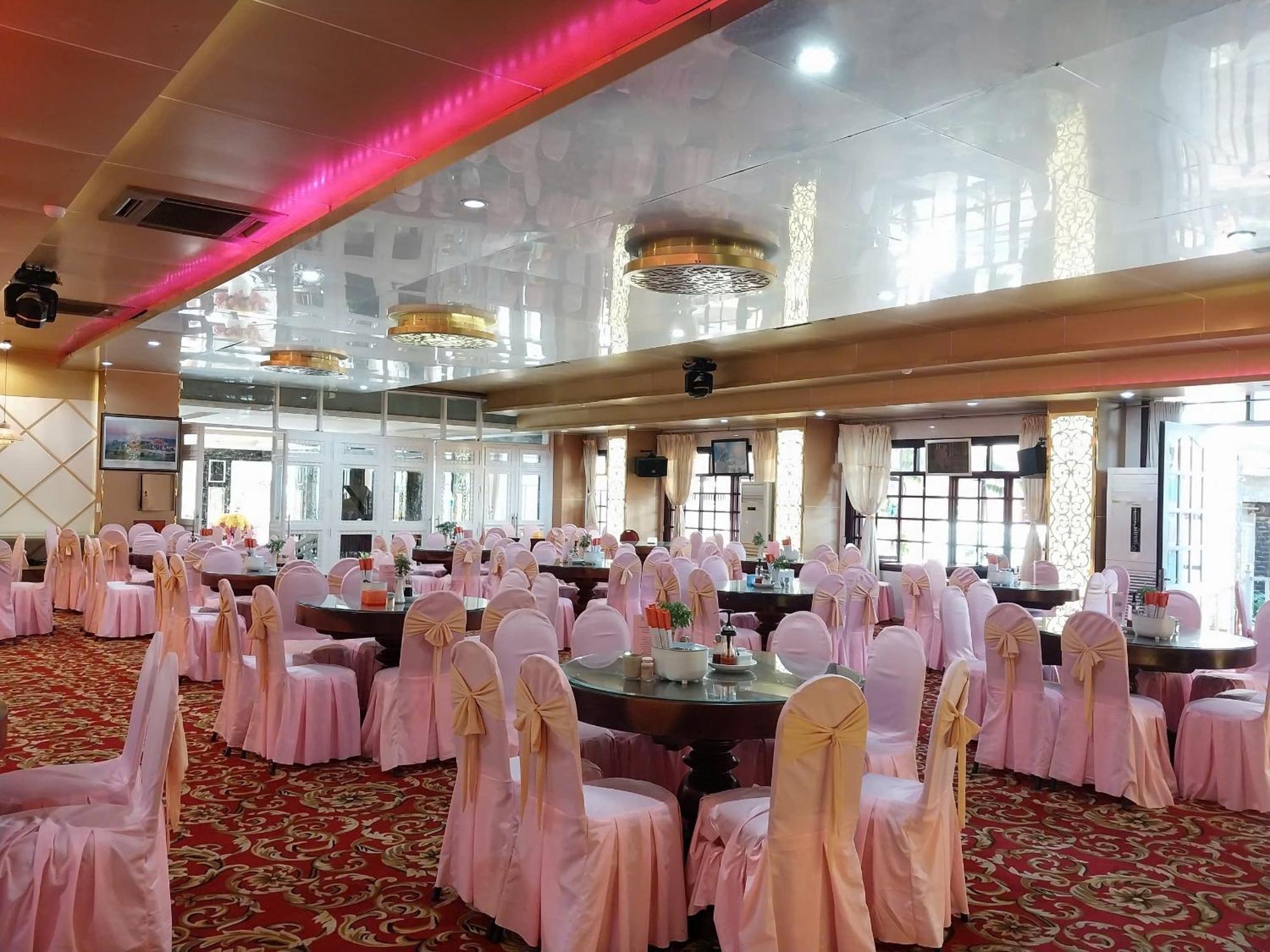 Nhat Quy Hotel Tay Ninh Bagian luar foto
